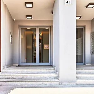 Monviso Modern - Exclusive Milan